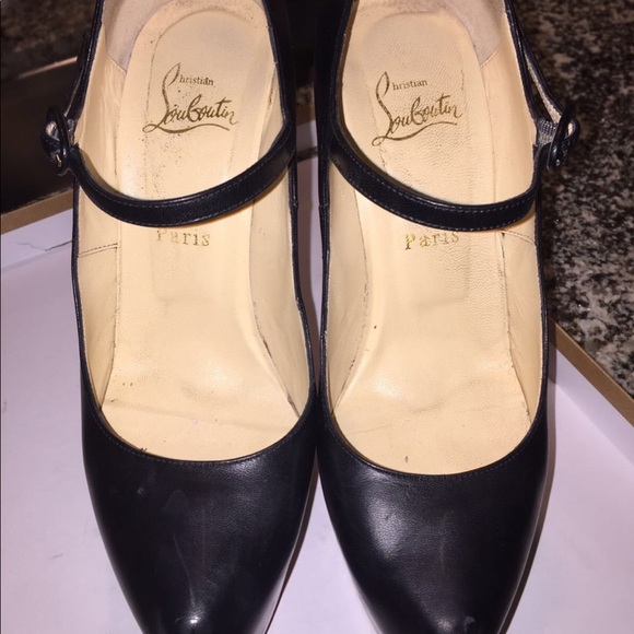 ❌SOLD❌Black Christian louboutin heels - Picture 5 of 7